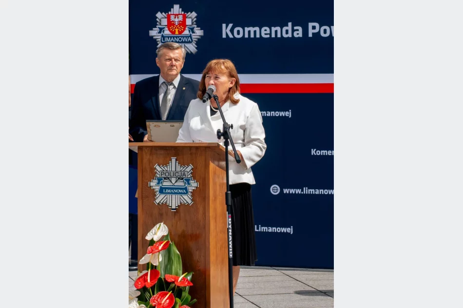 Powiatowe Święto Policji – uroczyste obchody odbyły się na limanowskim rynku - zdjęcie 2