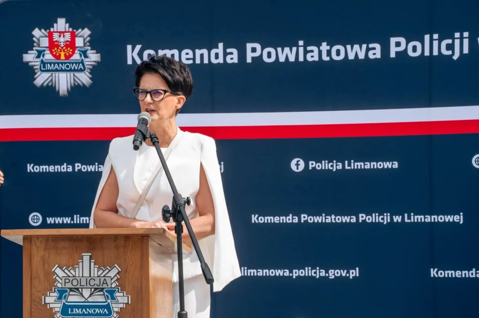Powiatowe Święto Policji – uroczyste obchody odbyły się na limanowskim rynku - zdjęcie 5