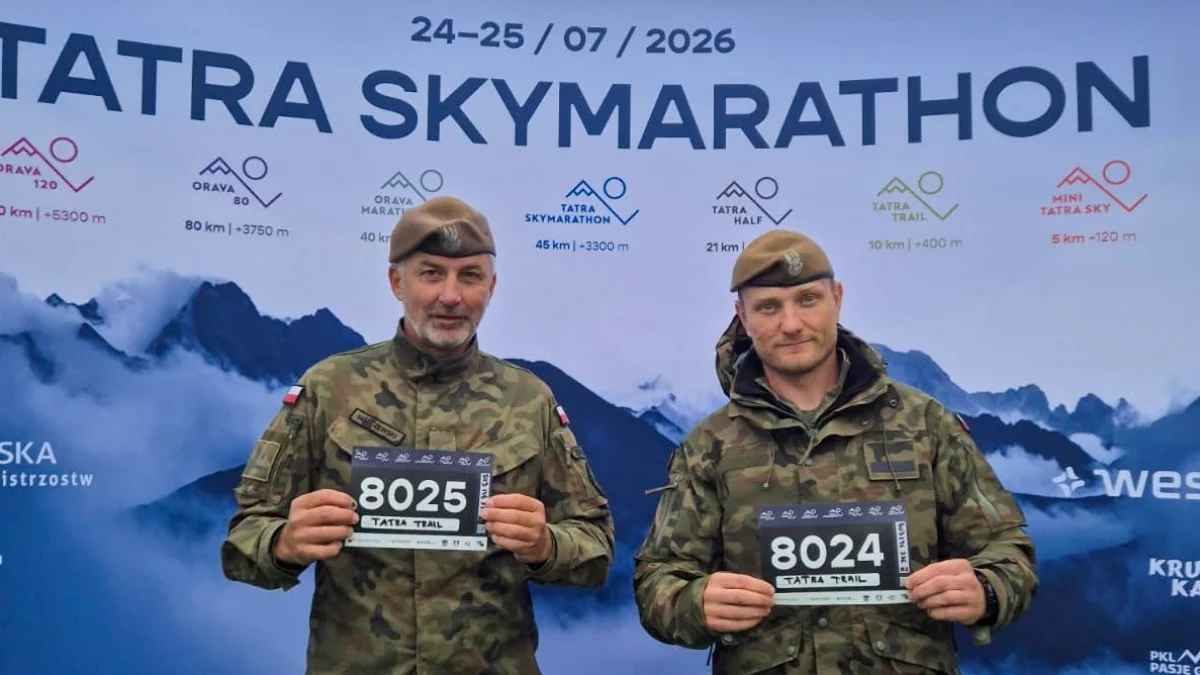 Żołnierze 114 batalionu lekkiej piechoty z Limanowej podczas biegu górskiego Tatra SkyMarathon