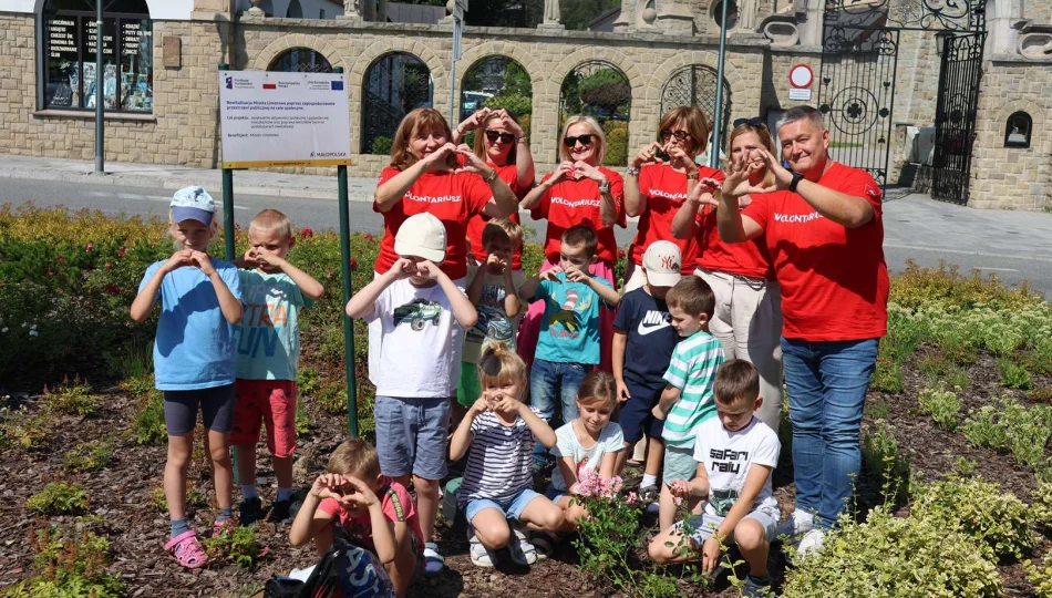 „Zielona Przystań Limanowa” – wspólnie zazieleniliśmy limanowski rynek - zdjęcie 1