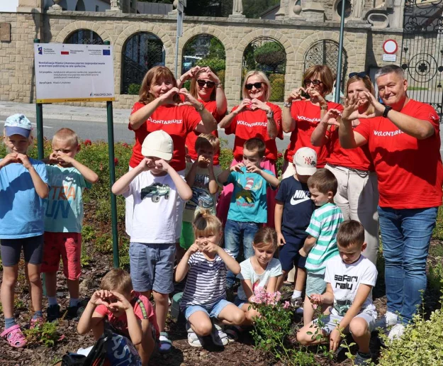 „Zielona Przystań Limanowa” – wspólnie zazieleniliśmy limanowski rynek - Zdjęcie główne