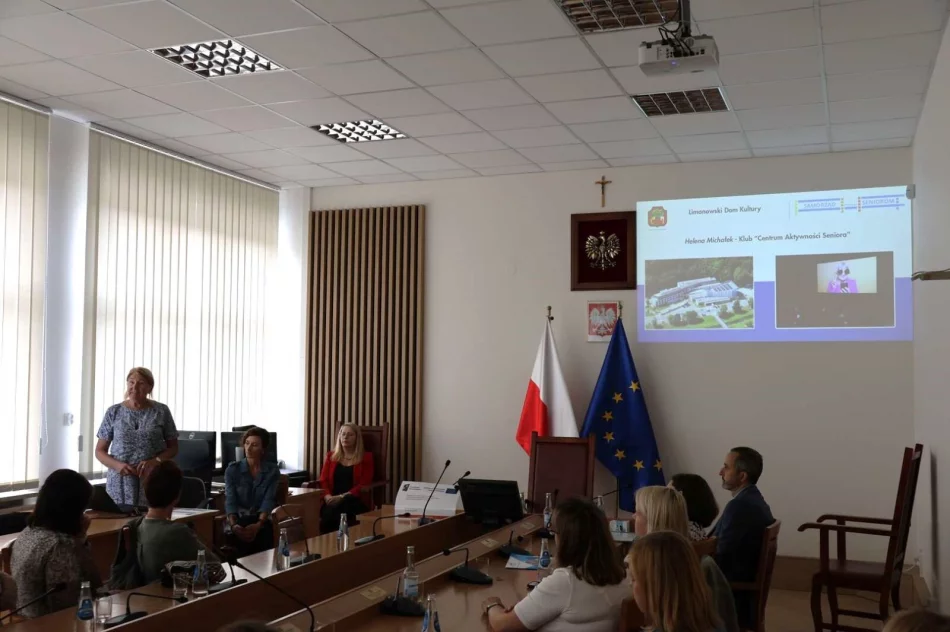 Podpatrywali rozwiązania w polityce senioralnej  - zdjęcie 6