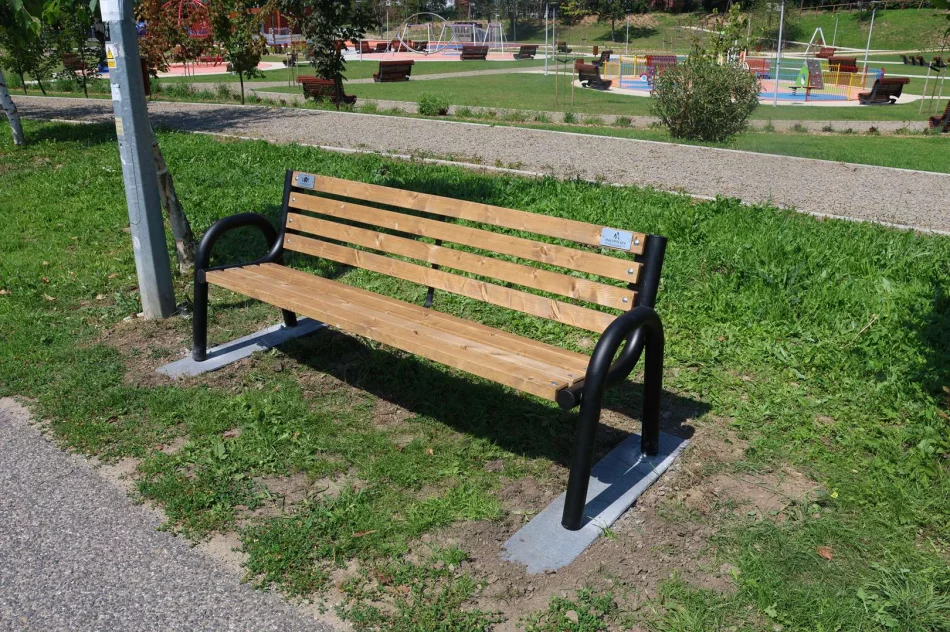 Nowe elementy infrastruktury turystycznej już zamontowane - zdjęcie 14