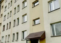 Czad w bloku. Czujka uratowała matkę z dzieckiem - zdjęcie główne