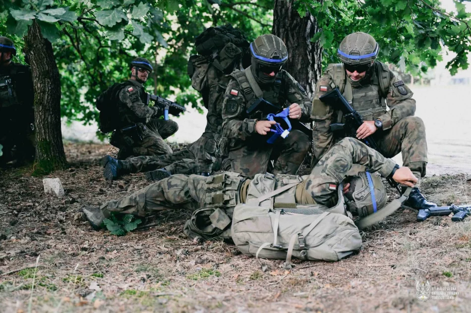 Trening pod presją. Limanowscy terytorialsi ćwiczyli z amunicją UTM i medycyną pola walki - zdjęcie 5