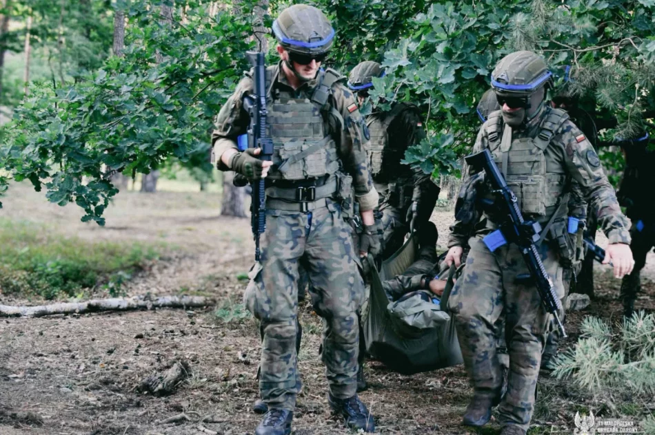 Trening pod presją. Limanowscy terytorialsi ćwiczyli z amunicją UTM i medycyną pola walki - zdjęcie 6