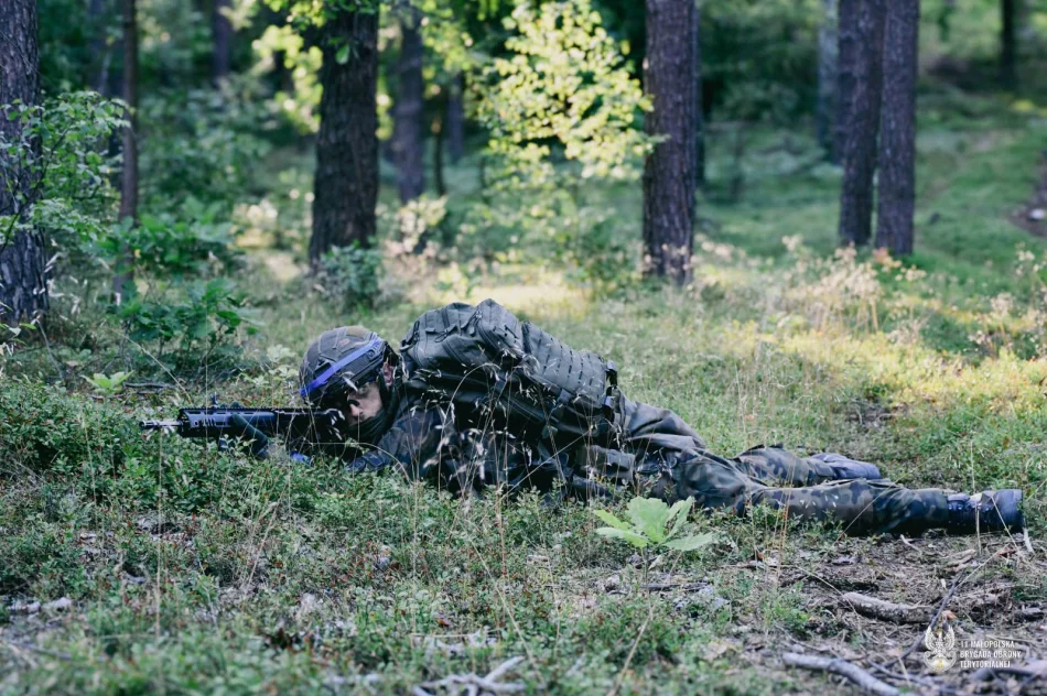 Trening pod presją. Limanowscy terytorialsi ćwiczyli z amunicją UTM i medycyną pola walki - zdjęcie 7