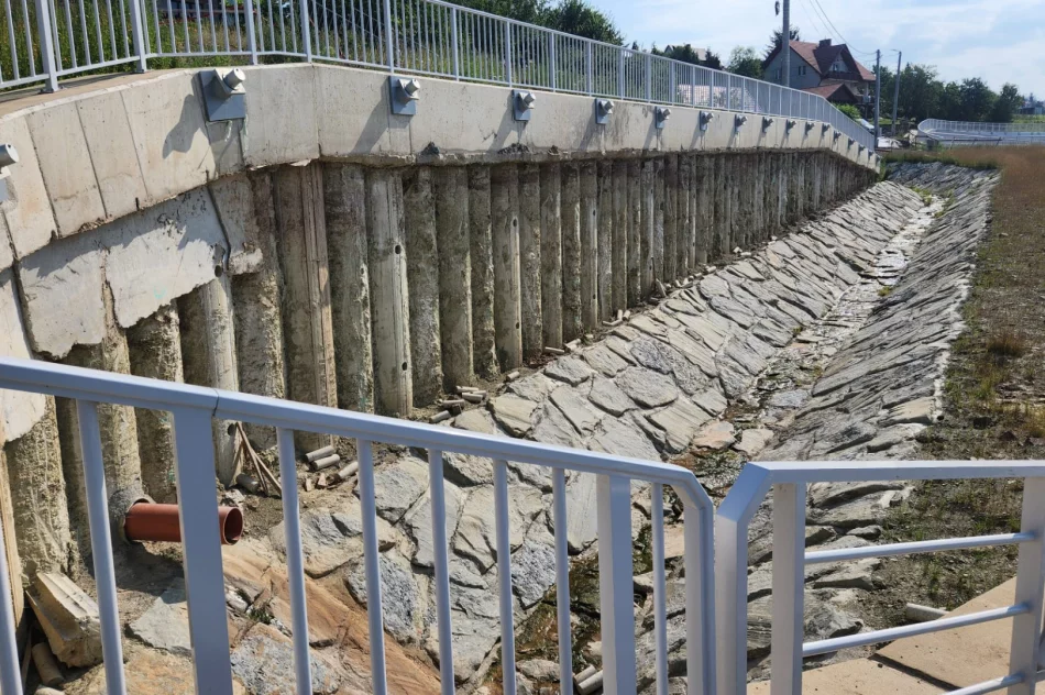 “W Limanowej zbudowaliśmy więcej dróg, niż torów” - zdjęcie 14