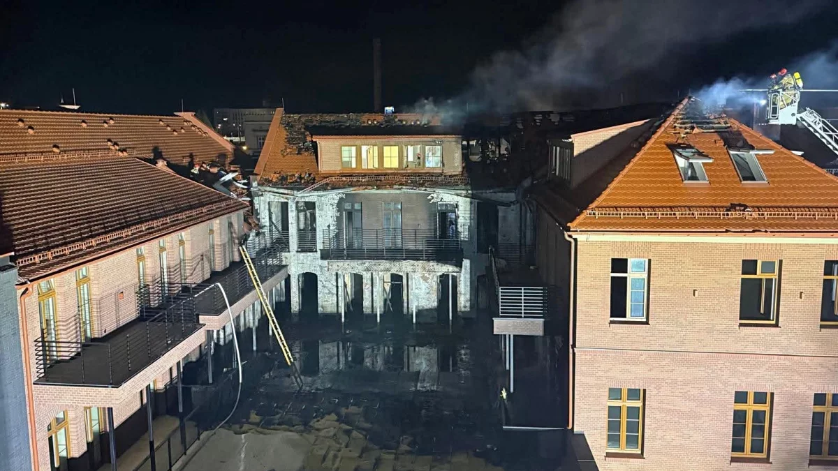 Pożar budynku przy ul. Katowickiej 72 w Chorzowie