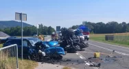 Zderzenie z ciągnikiem, wezwano LPR. DK 28 zablokowana - zdjęcie 3