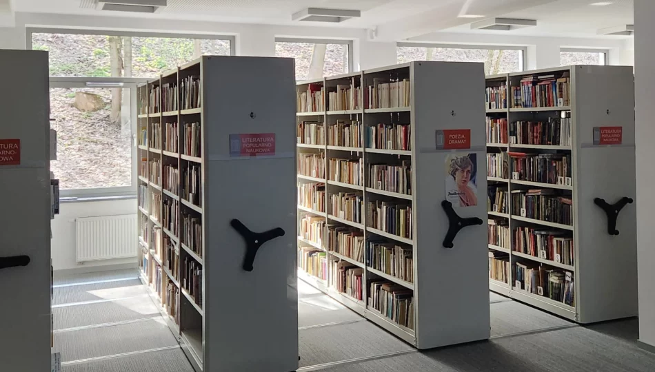 Książka za książkę, zabawka za zabawkę - wyjątkowa akcja w bibliotece - zdjęcie 1
