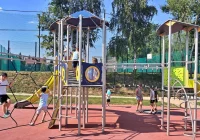 Nowy plac zabaw - kosztował niemal milion zł - zdjęcie główne