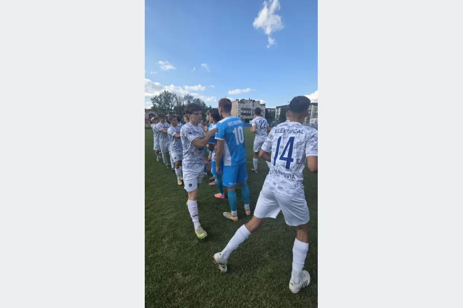 Porażka Limanovii na inaugurację.  Stracony gol już po kilkunastu sekundach. Dwie bramki debiutanta. - zdjęcie 3