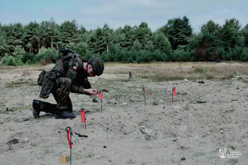 Saperzy i operatorzy granatników na poligonie  - zdjęcie 13