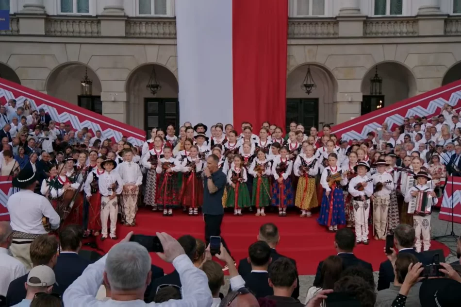 Zespół „Zagórzańska Siła” wystąpił z Eldo u prezydenta (WIDEO) - zdjęcie 11