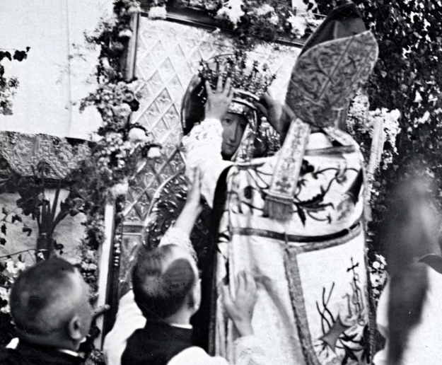 Historia w kadrze: koronacja na kilka dni przed wojną - zdjęcie główne