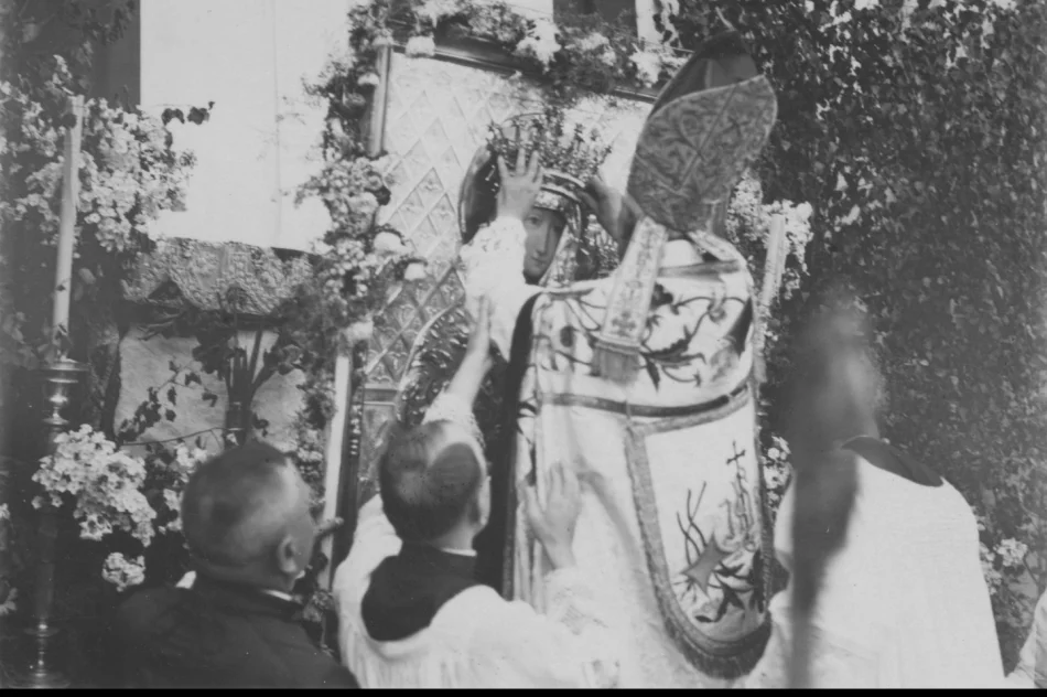 Historia w kadrze: koronacja na kilka dni przed wojną - zdjęcie 2