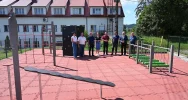 Nowe boisko i plac zabaw przy szkole - zdjęcie 3