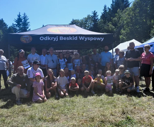 Odkrywanie Beskidu Wyspowego – góra Golców w Starej Wsi zdobyta! - Zdjęcie główne