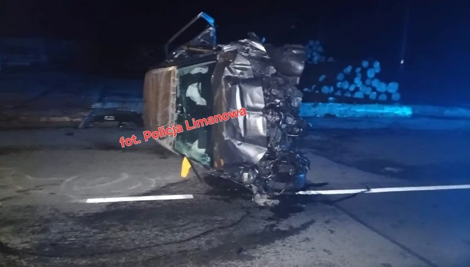 Dachowanie w środku nocy. Pijany 19-latek skasował Golfa i trafił do aresztu - zdjęcie 1