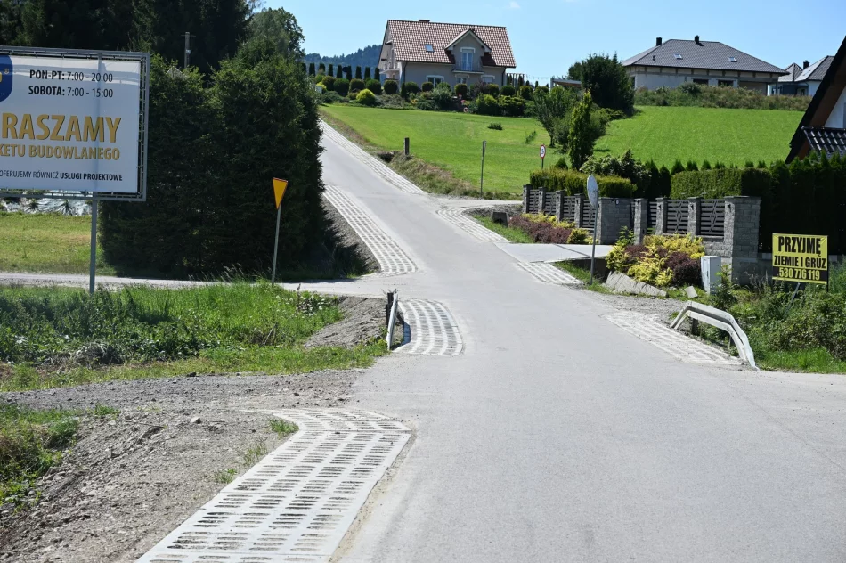 Zakończono modernizację drogi Rupniów – Bednarki - zdjęcie 4