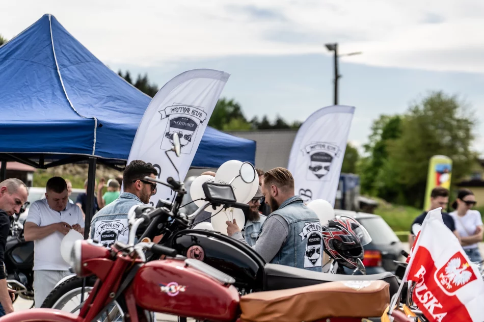 Moto Piknik: Klasyki, darmowe testy aut i Rafał Sonik - zdjęcie 6