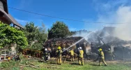 Pożar stodoły w Mszanie Dolnej. Strażacy obronili pobliski dom - zdjęcie 2