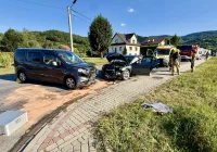 Policja: 42-latek prawdopodobnie zasnął za kierownicą - zdjęcie główne