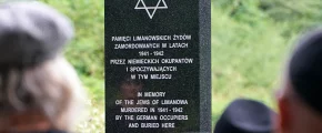 Spoczęli na leśnej polanie. Ofiary zbrodni po 84 latach doczekały się pomnika (ZDJĘCIA, WIDEO) - zdjęcie główne