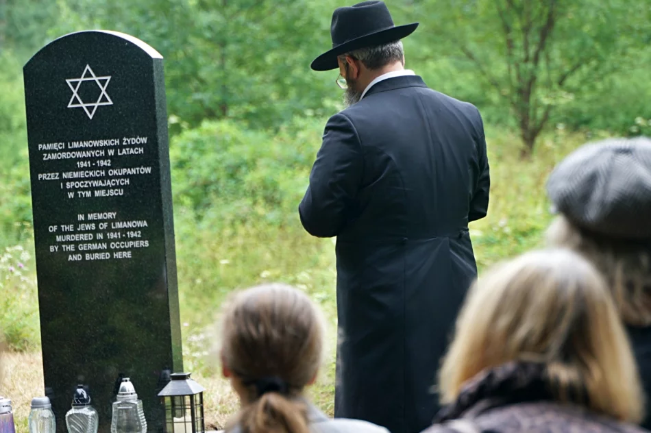 Spoczęli na leśnej polanie. Ofiary zbrodni po 84 latach doczekały się pomnika (ZDJĘCIA, WIDEO) - zdjęcie 10