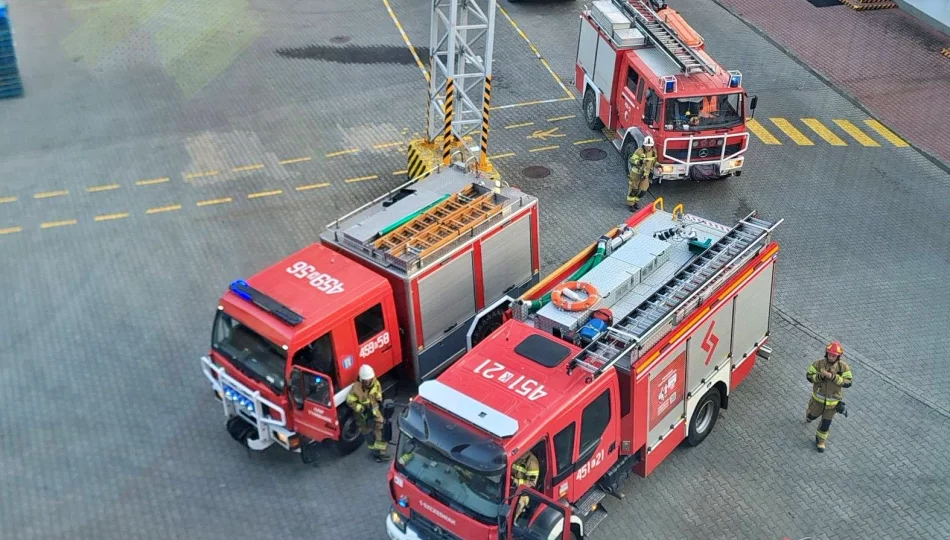Pożar w hali zakładu - zdjęcie 1