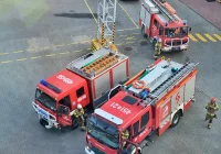 Pożar w hali zakładu - zdjęcie główne