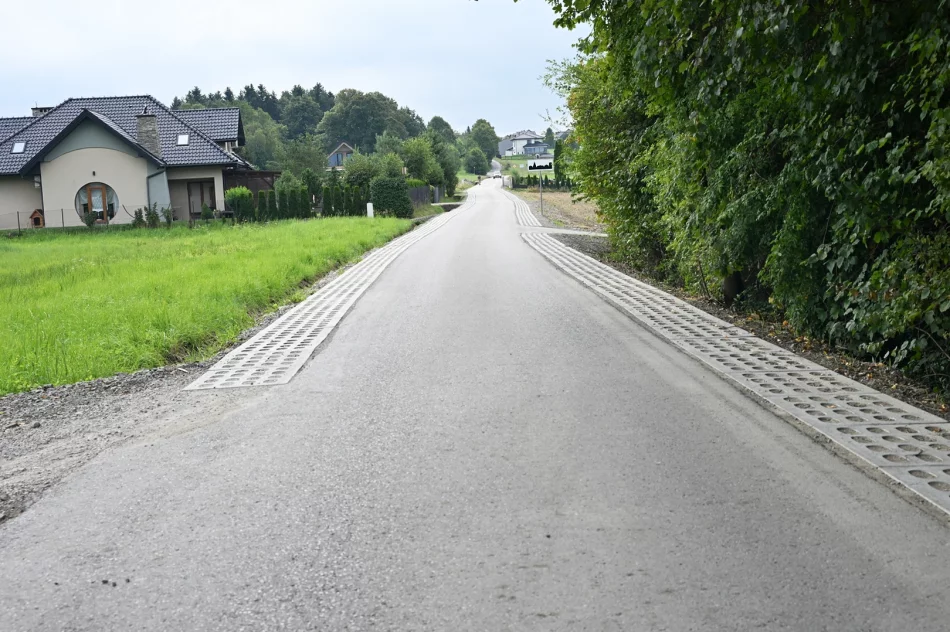Przebudowa drogi Jabłoniec – Raszówki - zdjęcie 5