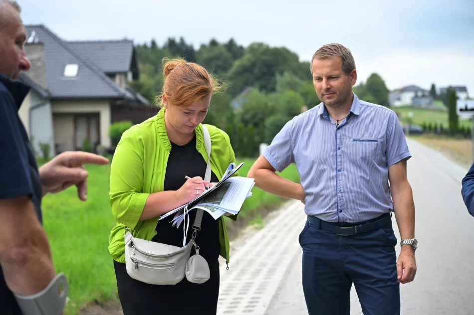 Przebudowa drogi Jabłoniec – Raszówki - zdjęcie 15