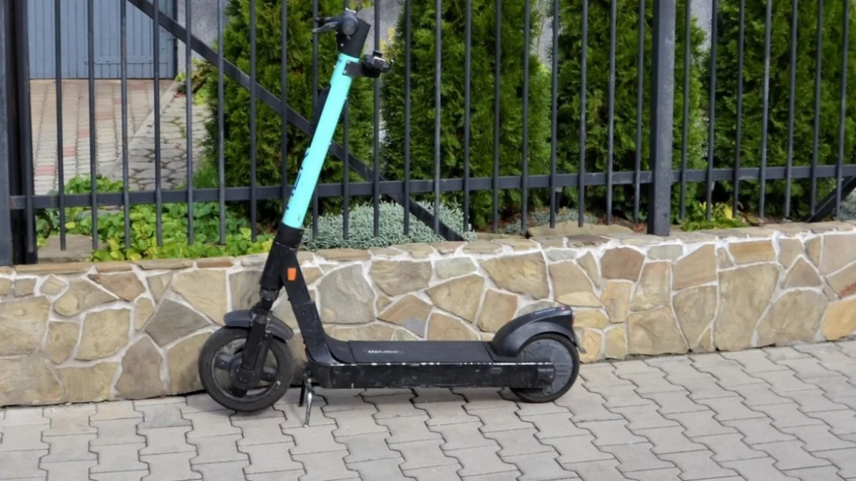 Pijana 14-latka miała wypadek na hulajnodze elektrycznej