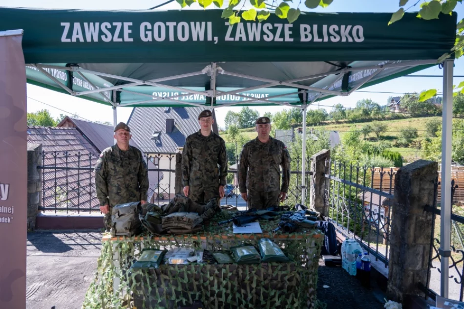 Uczcili pamięć żołnierzy AK (ZDJĘCIA) - zdjęcie 3