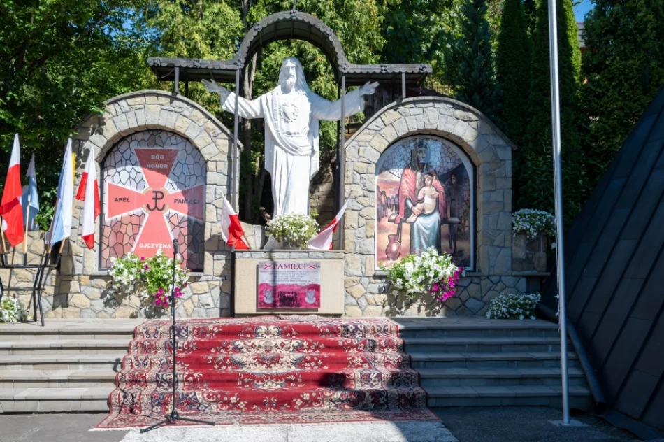 Uczcili pamięć żołnierzy AK (ZDJĘCIA) - zdjęcie 5