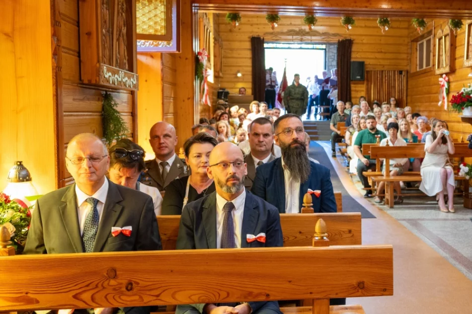 Uczcili pamięć żołnierzy AK (ZDJĘCIA) - zdjęcie 14