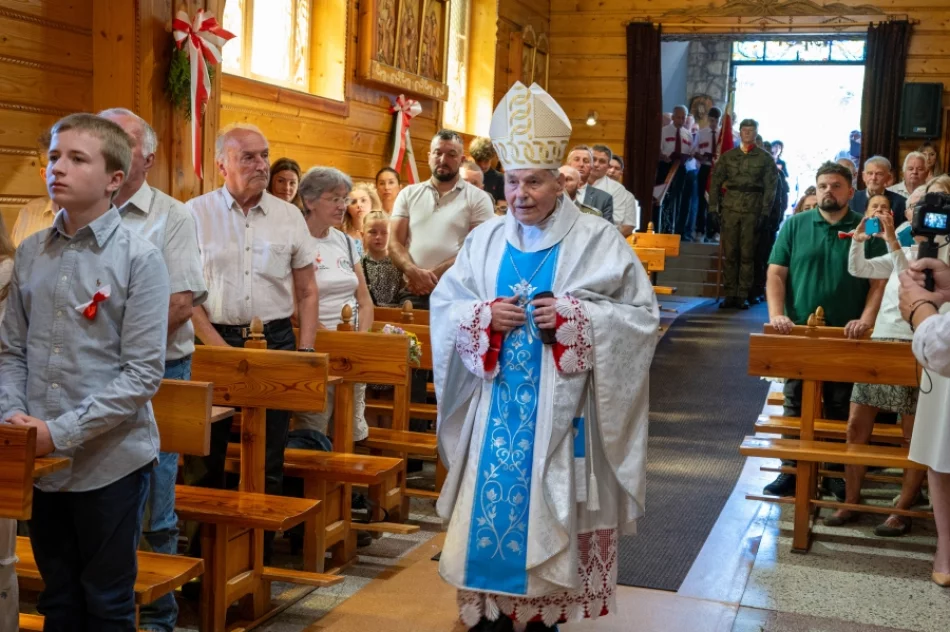 Uczcili pamięć żołnierzy AK (ZDJĘCIA) - zdjęcie 17