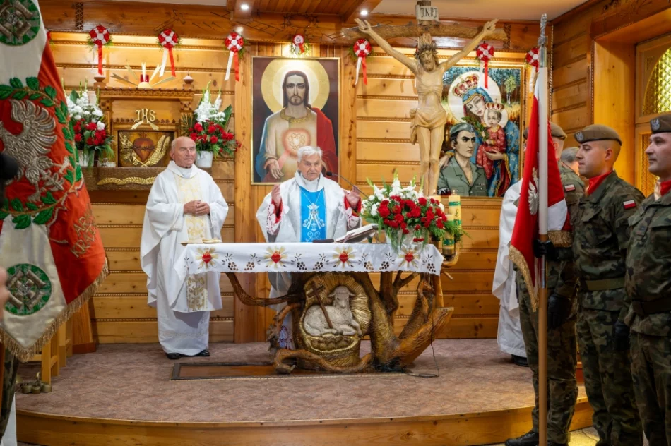 Uczcili pamięć żołnierzy AK (ZDJĘCIA) - zdjęcie 21