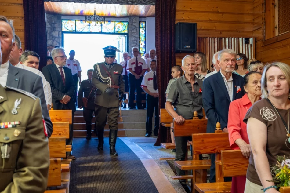 Uczcili pamięć żołnierzy AK (ZDJĘCIA) - zdjęcie 31