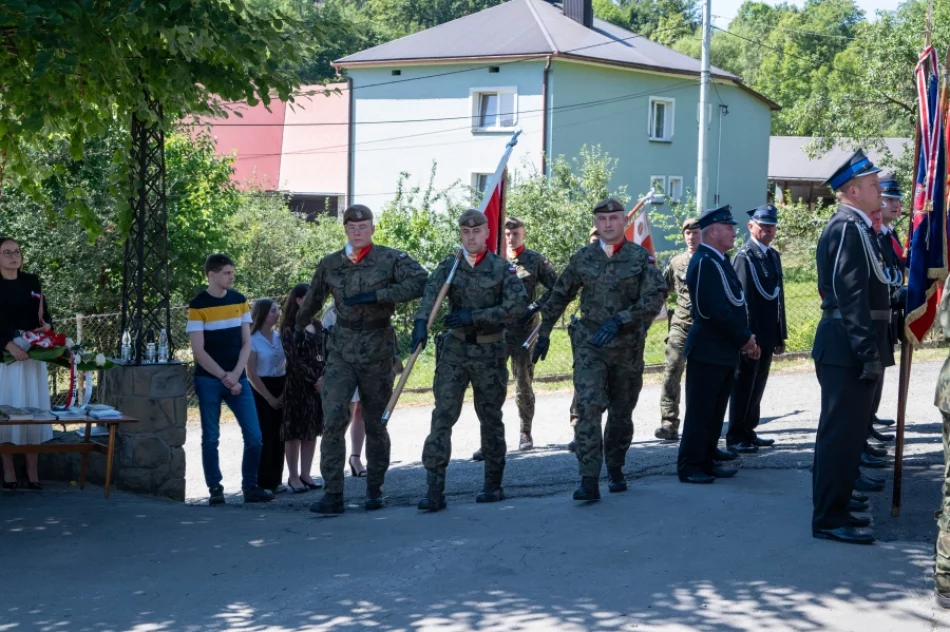 Uczcili pamięć żołnierzy AK (ZDJĘCIA) - zdjęcie 52