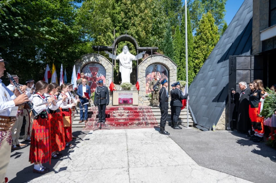 Uczcili pamięć żołnierzy AK (ZDJĘCIA) - zdjęcie 56