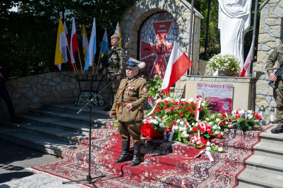 Uczcili pamięć żołnierzy AK (ZDJĘCIA) - zdjęcie 82