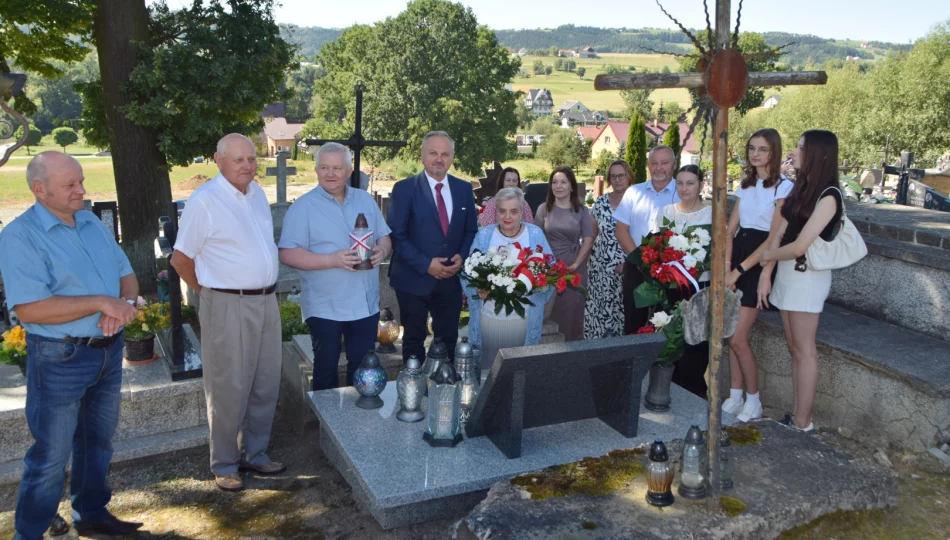 Pamiętali o poruczniku, który poległ w wojnie z bolszewikami - zdjęcie 1