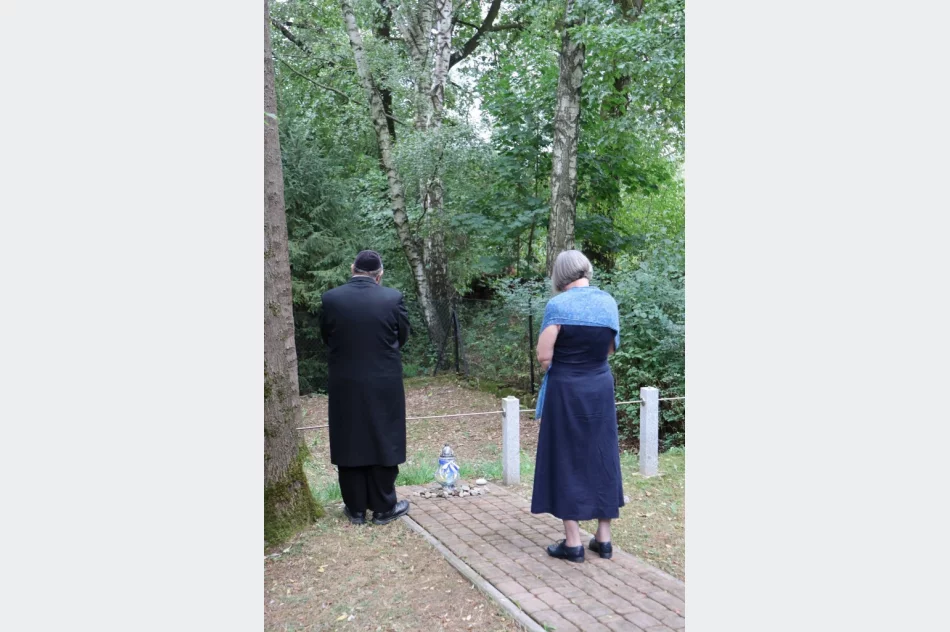 Odczytano nazwiska 212 ofiar zbrodni - zdjęcie 4