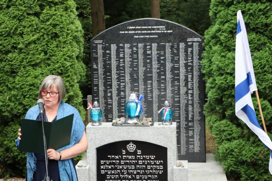Odczytano nazwiska 212 ofiar zbrodni - zdjęcie 12