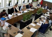 Koniec dopłat za uchodźców. Teraz radny chce odszkodowań - zdjęcie główne