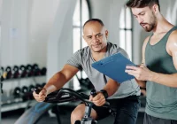 Kurs trenera personalnego – dla kogo to będzie dobra ścieżka rozwoju? - zdjęcie główne