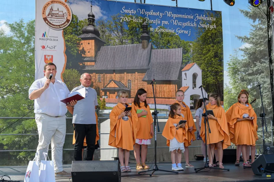 „Święto Wspólnoty” – Festyn Parafialny w Łososinie Górnej - zdjęcie 2